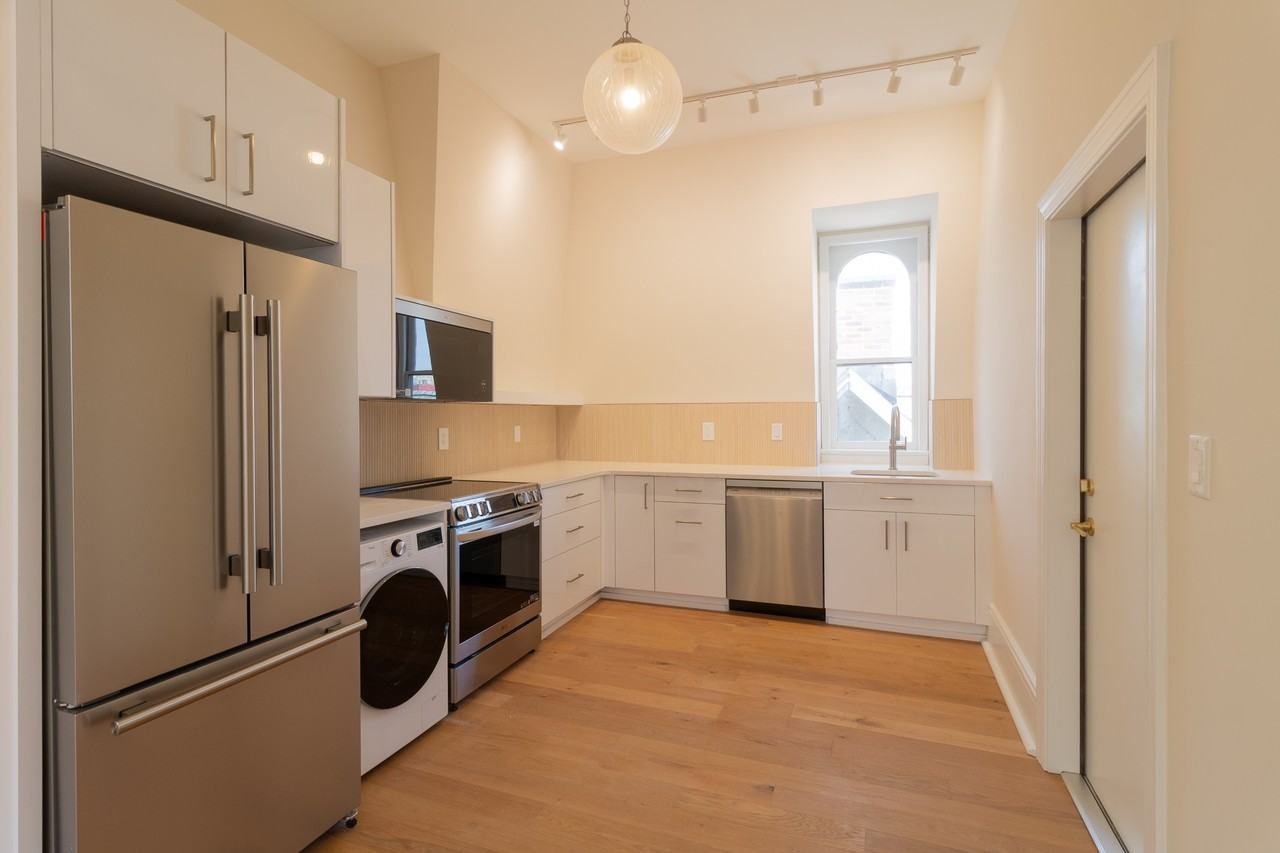 17 N Pearl St #THPH - Photo 5 of 14
