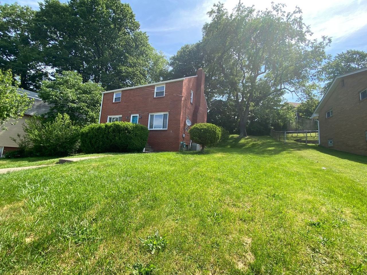 4443 Clairton Blvd - Photo 2 of 36