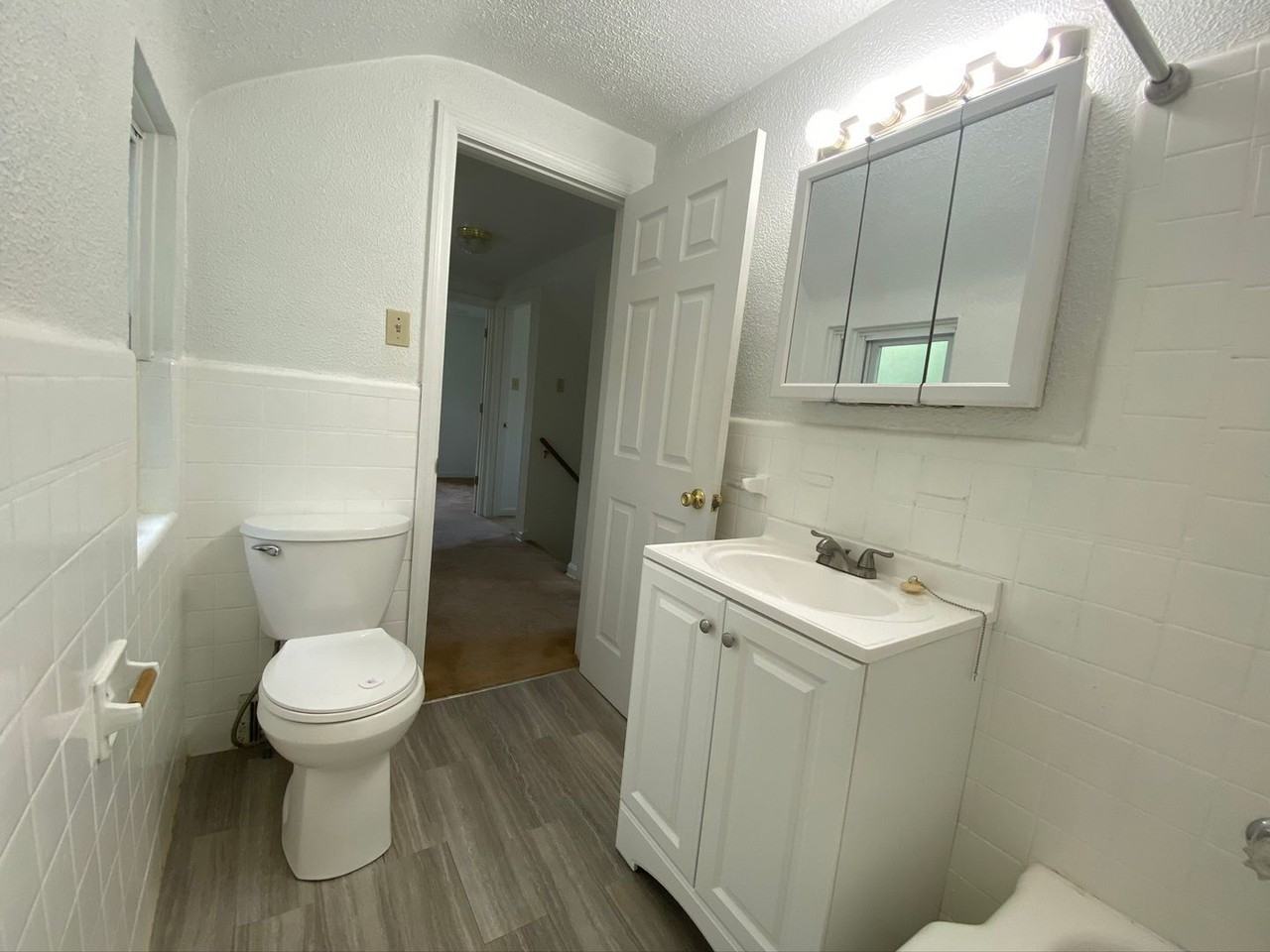 4443 Clairton Blvd - Photo 6 of 36