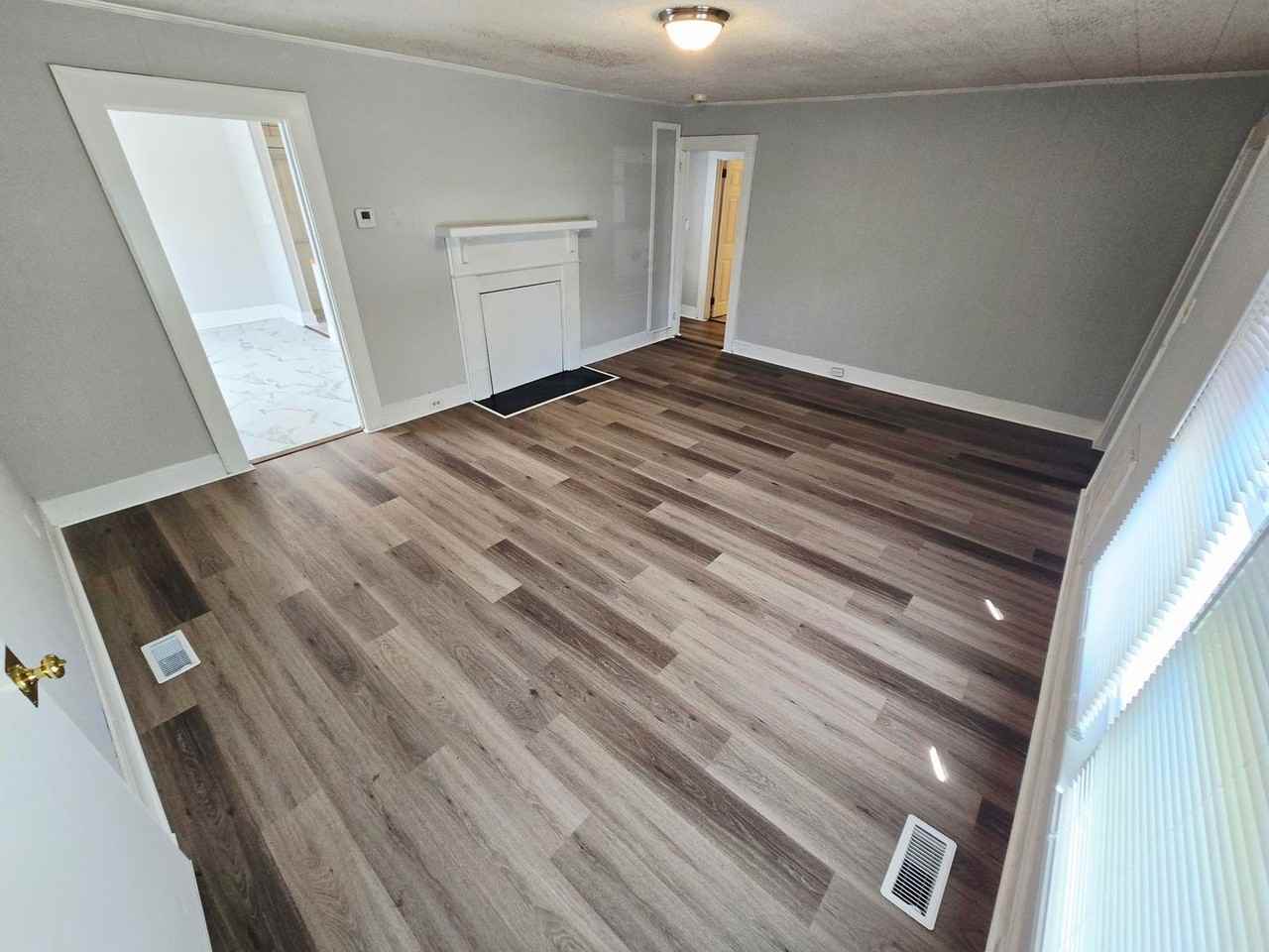 632 New St - Photo 3 of 12