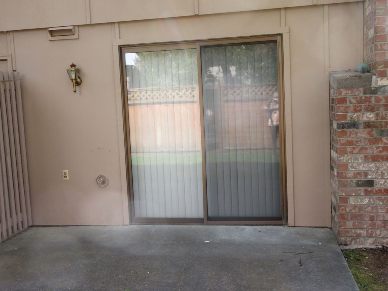 2820 Garden Ct #B - Photo 2 of 15