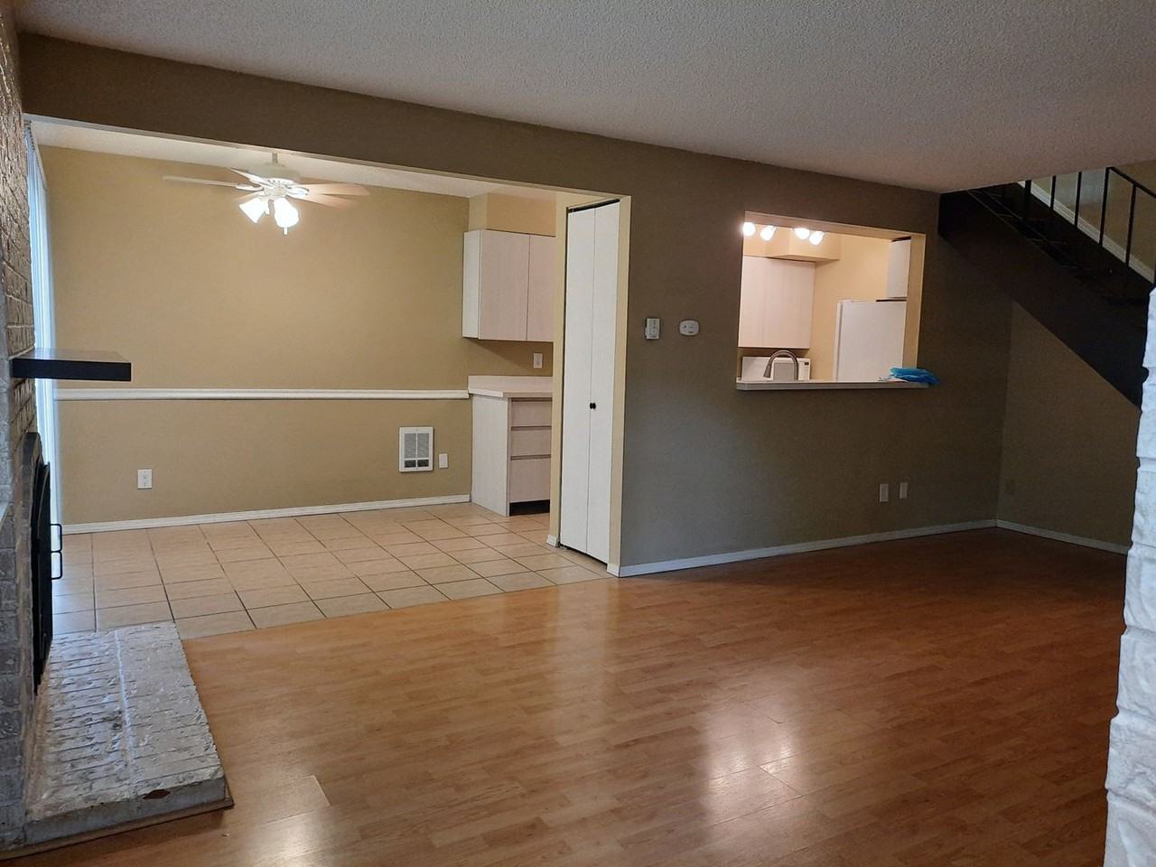 2820 Garden Ct #B - Photo 6 of 15