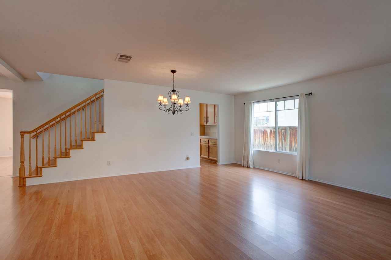 21176 Cimarron Way - Photo 3 of 34
