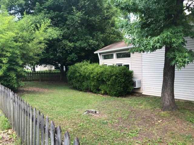 103 Knollwood Ct - Photo 4 of 21