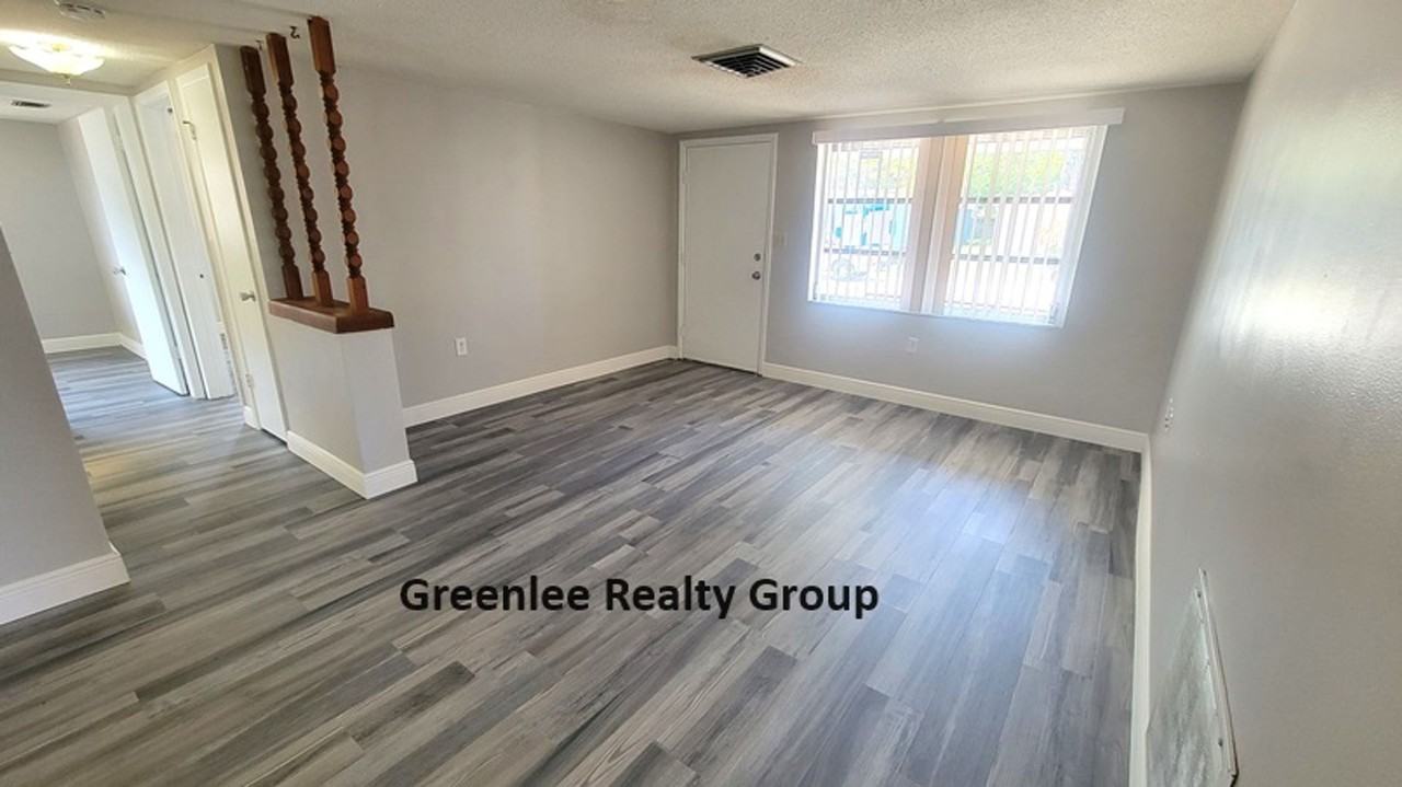 9202 Suffolk Ln - Photo 3 of 21