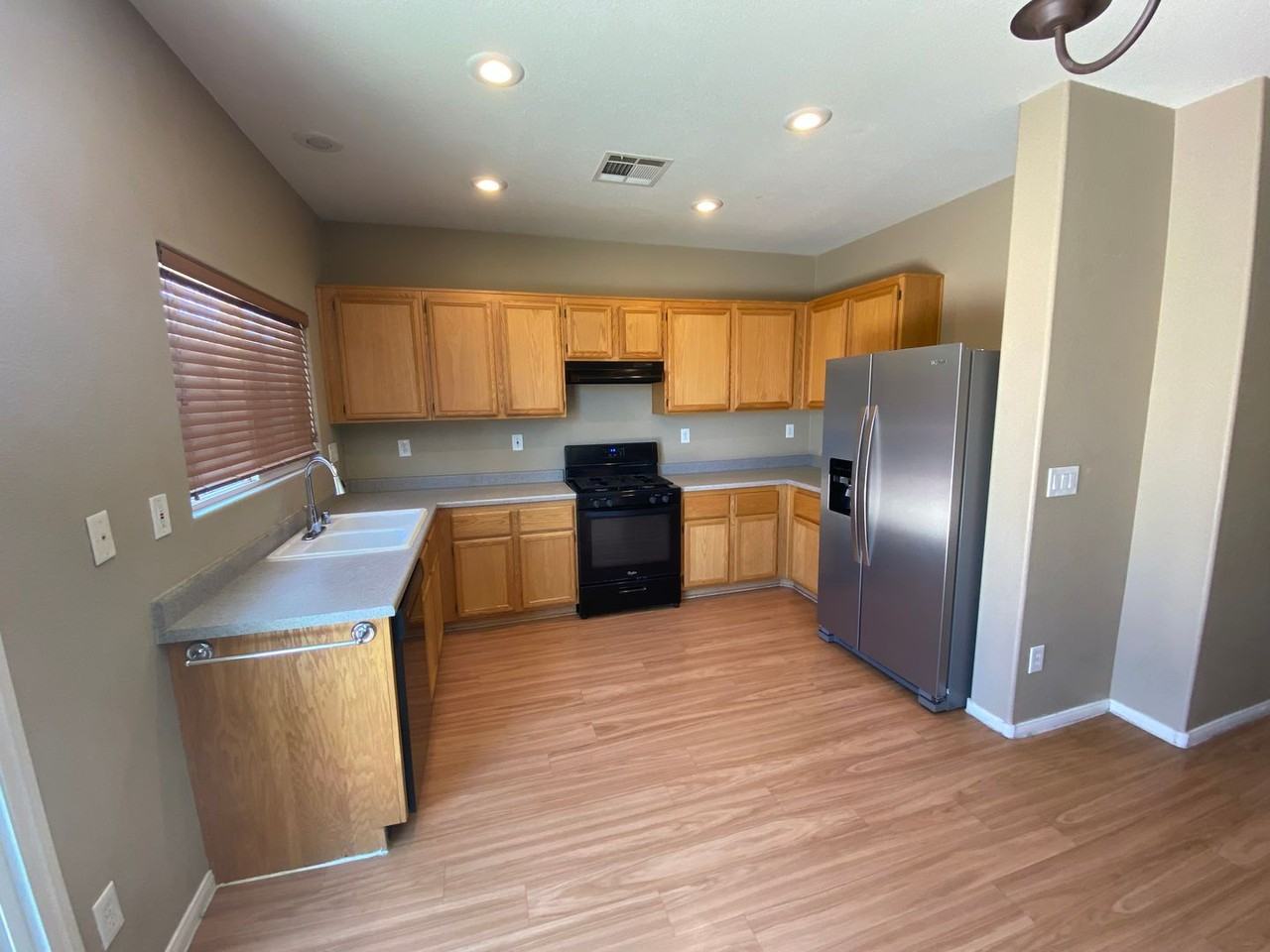 11749 Villa Malaparte Ave - Photo 5 of 18