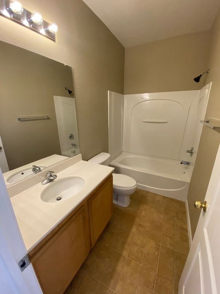 11749 Villa Malaparte Ave - Photo 6 of 18