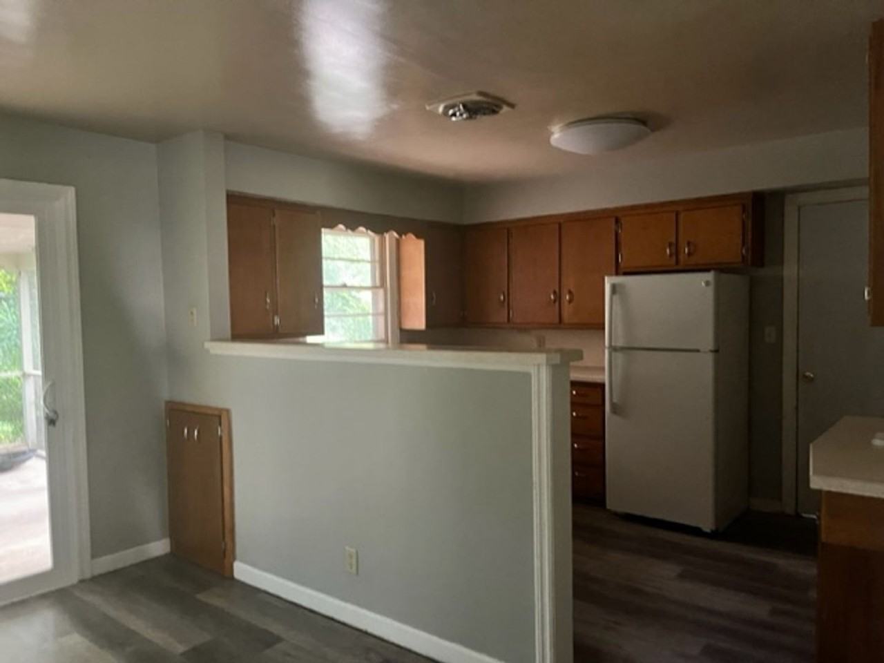 918 Lindberg Rd - Photo 4 of 13