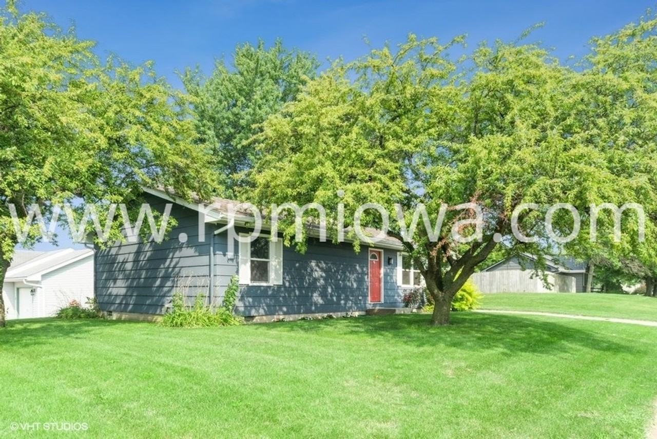 300 5th Ave Nw - Photo 2 of 16