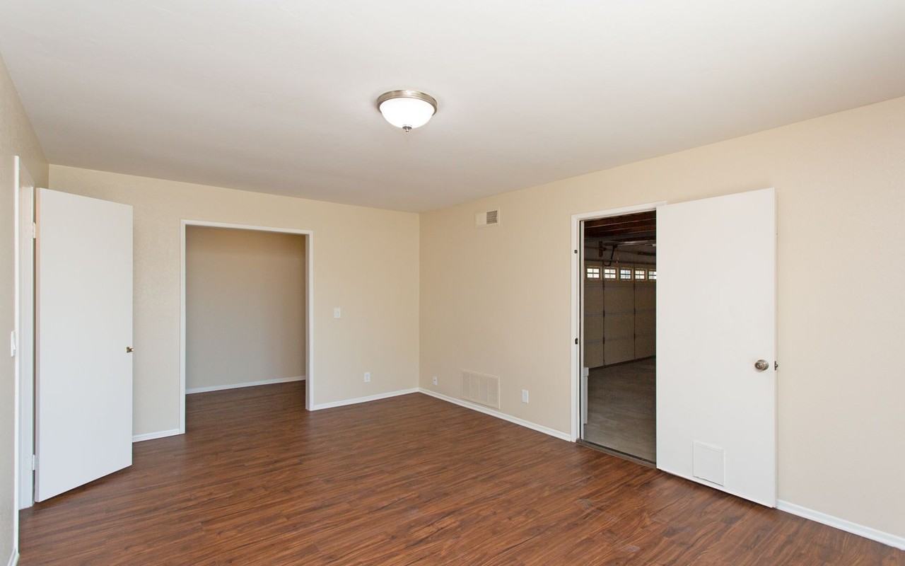 3407 Santa Clara Way - Photo 6 of 24