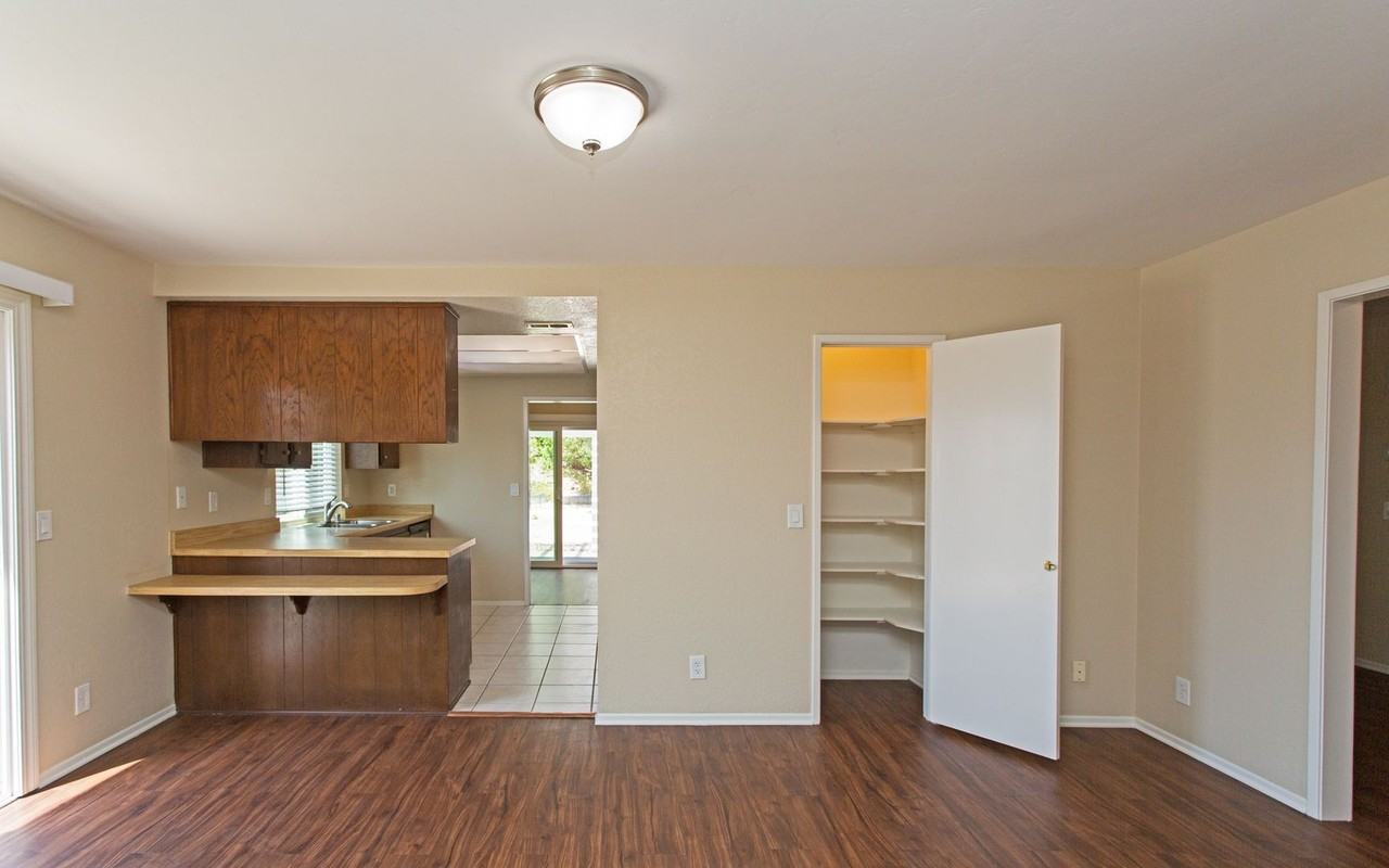 3407 Santa Clara Way - Photo 7 of 24