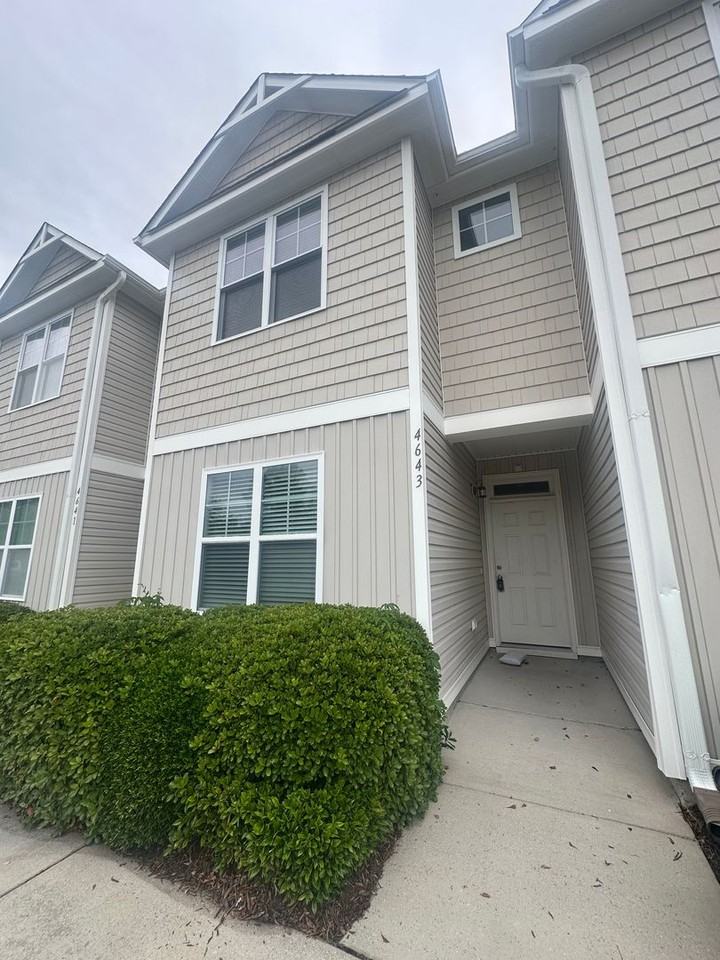 4643 Andros Ln - Photo 2 of 32