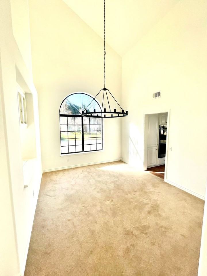 5755 Antelope Trl - Photo 6 of 31