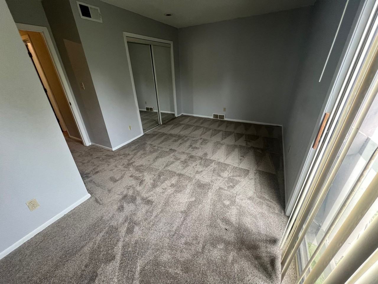 1838 E 97th St - Photo 4 of 10