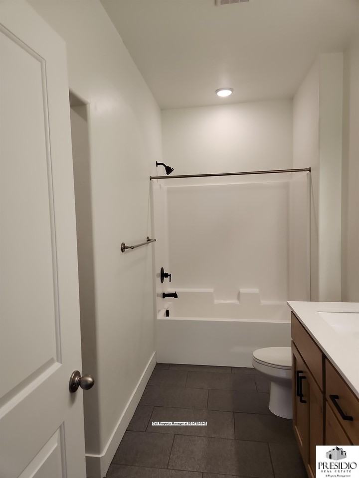 862 W 480 S #1 - Photo 5 of 41