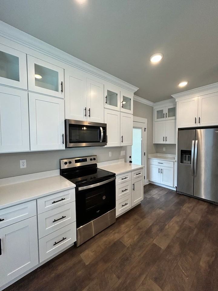 555 Willow Grove Ct - Photo 4 of 14