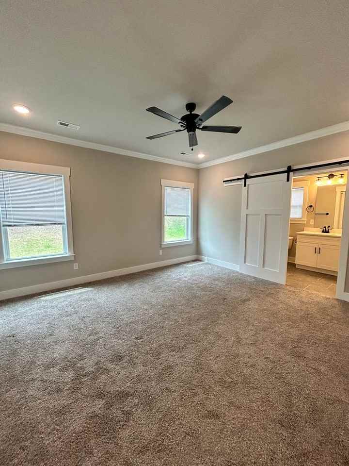555 Willow Grove Ct - Photo 6 of 14