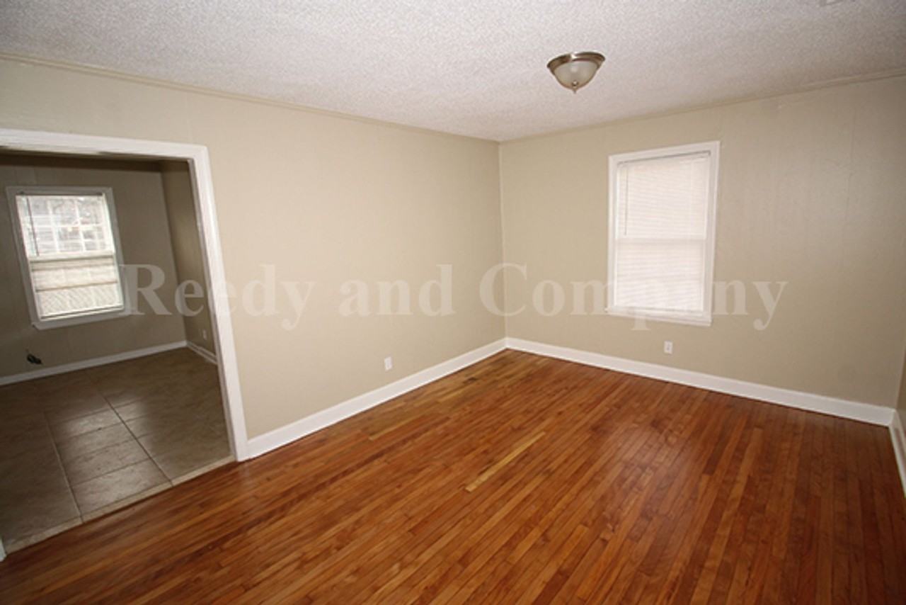 2977 N Radford Rd - Photo 3 of 15