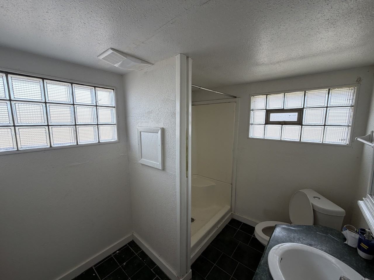 1817 N Union Ave #1 - Photo 3 of 8