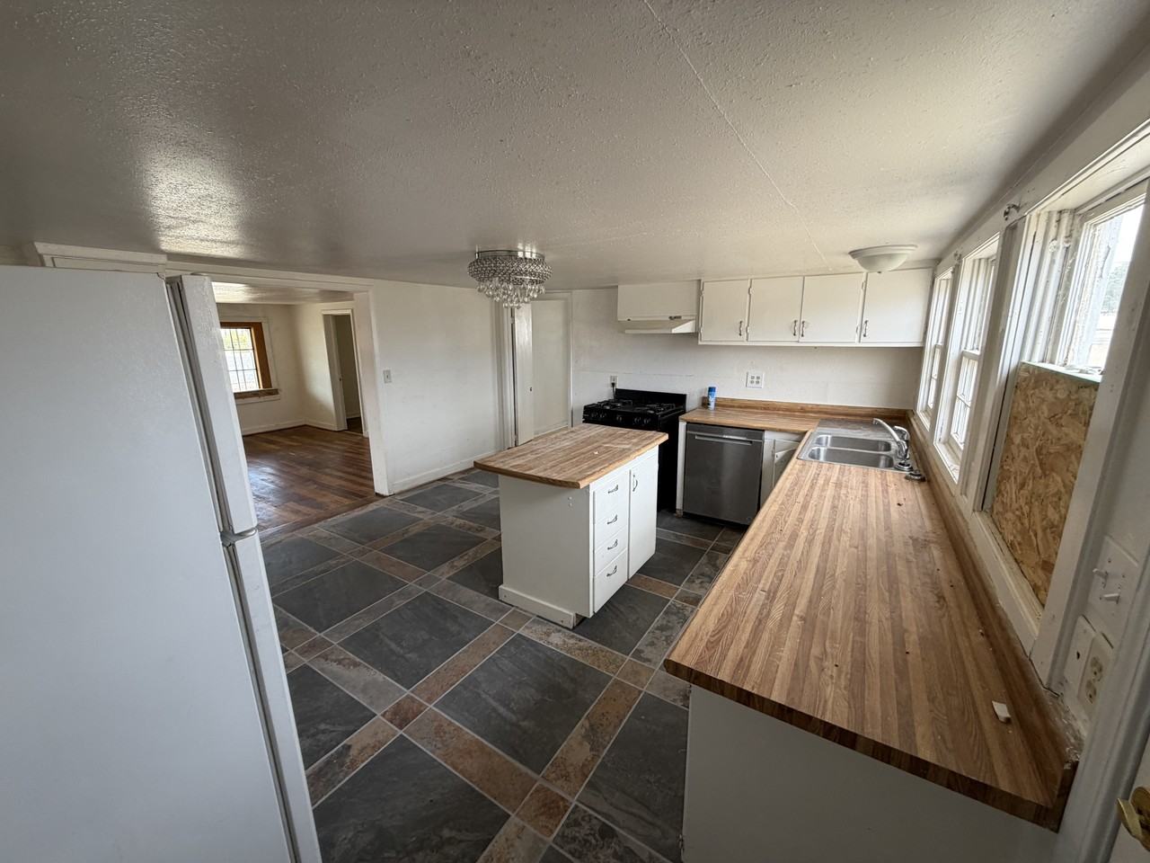 1817 N Union Ave #1 - Photo 6 of 8