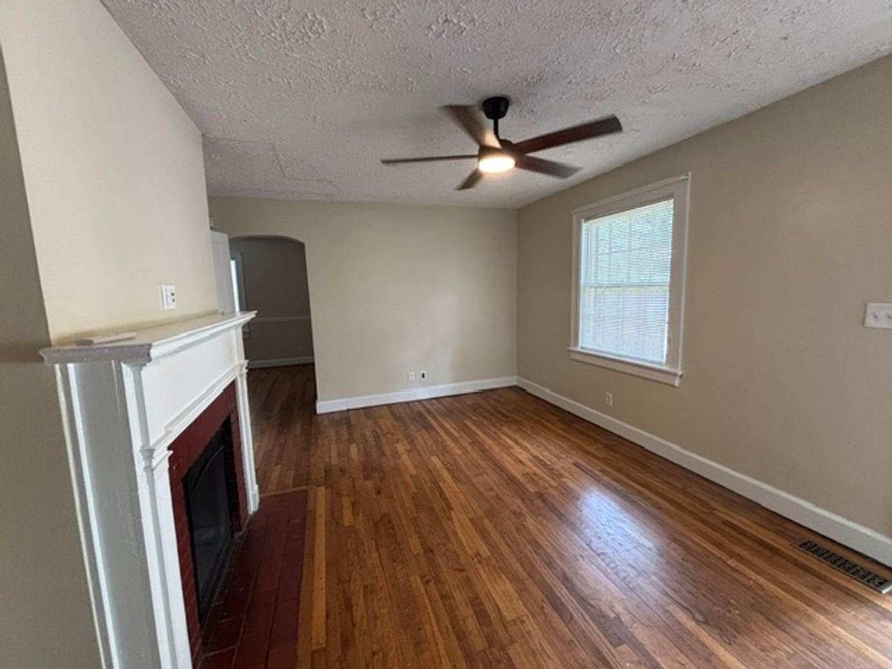3146 Norris Rd - Photo 3 of 21