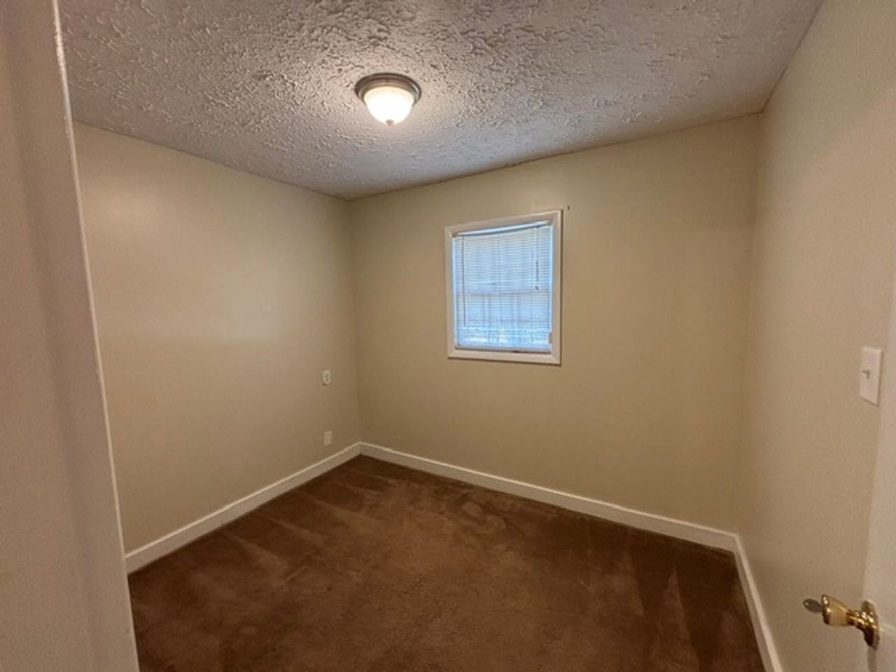 3146 Norris Rd - Photo 5 of 21