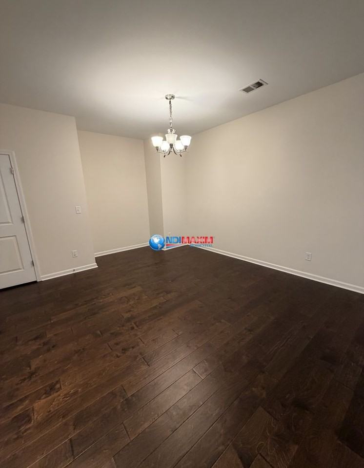 13404 Gardiner Ln - Photo 5 of 12
