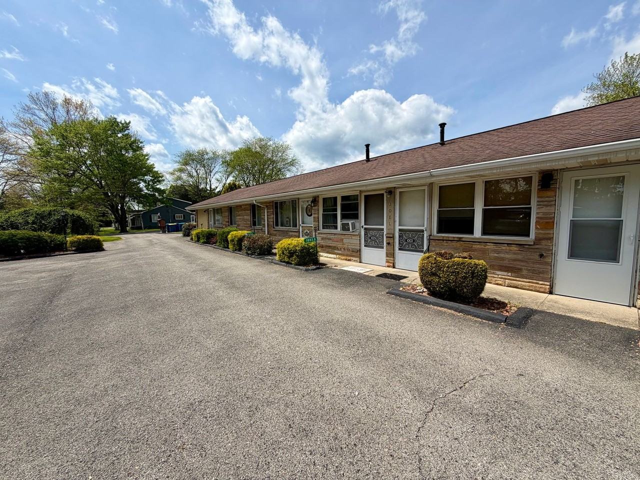 1001 Basilone Dr - Photo 2 of 13