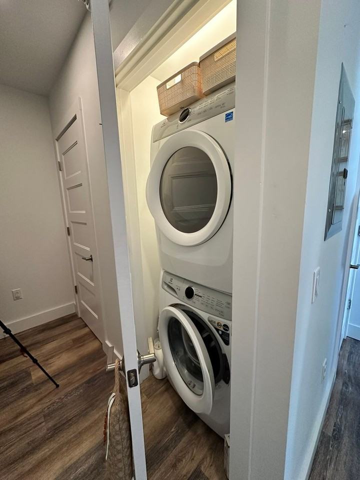 8 S Main St #240 - Photo 7 of 18