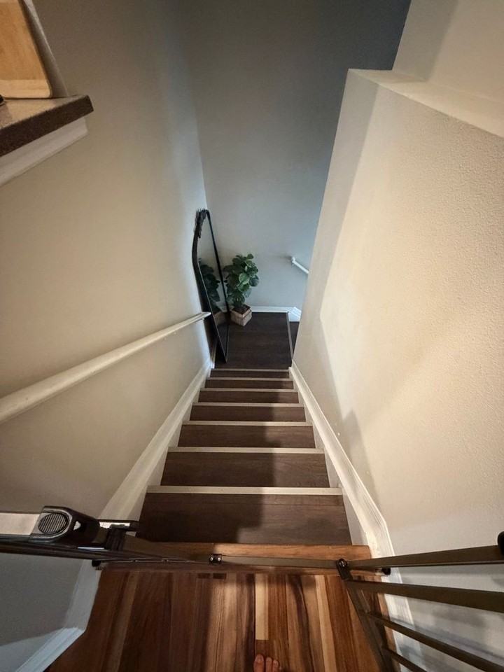 2319 Tanbark Ridge Pl - Photo 2 of 12
