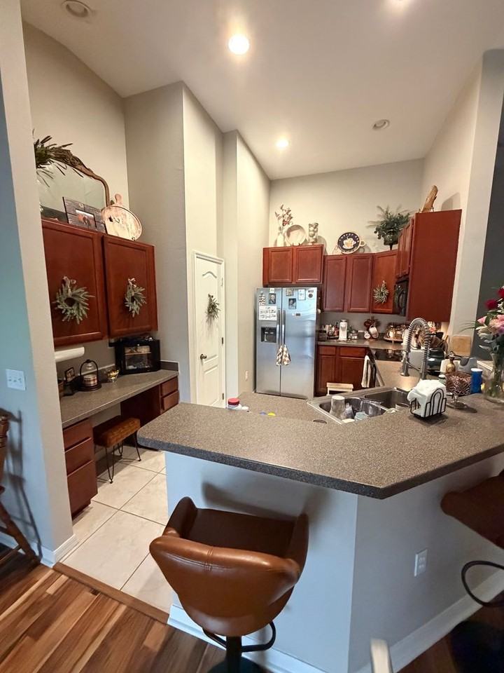 2319 Tanbark Ridge Pl - Photo 3 of 12