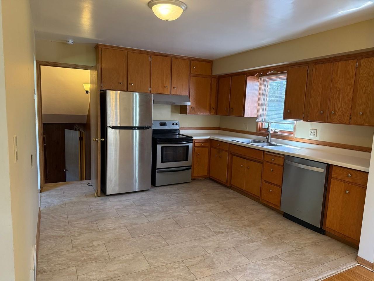 1764 Skillman Ave W - Photo 2 of 14