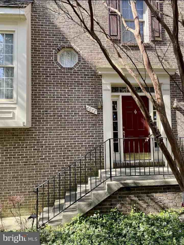 6032 Kelsey Ct - Photo 3 of 31