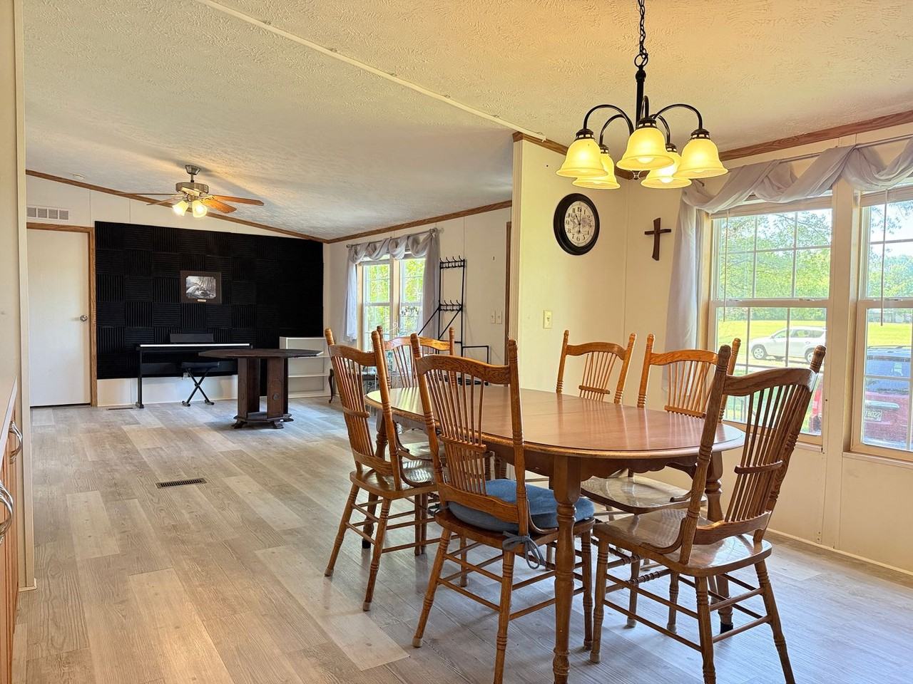 5000 Flyaway Ln - Photo 6 of 9