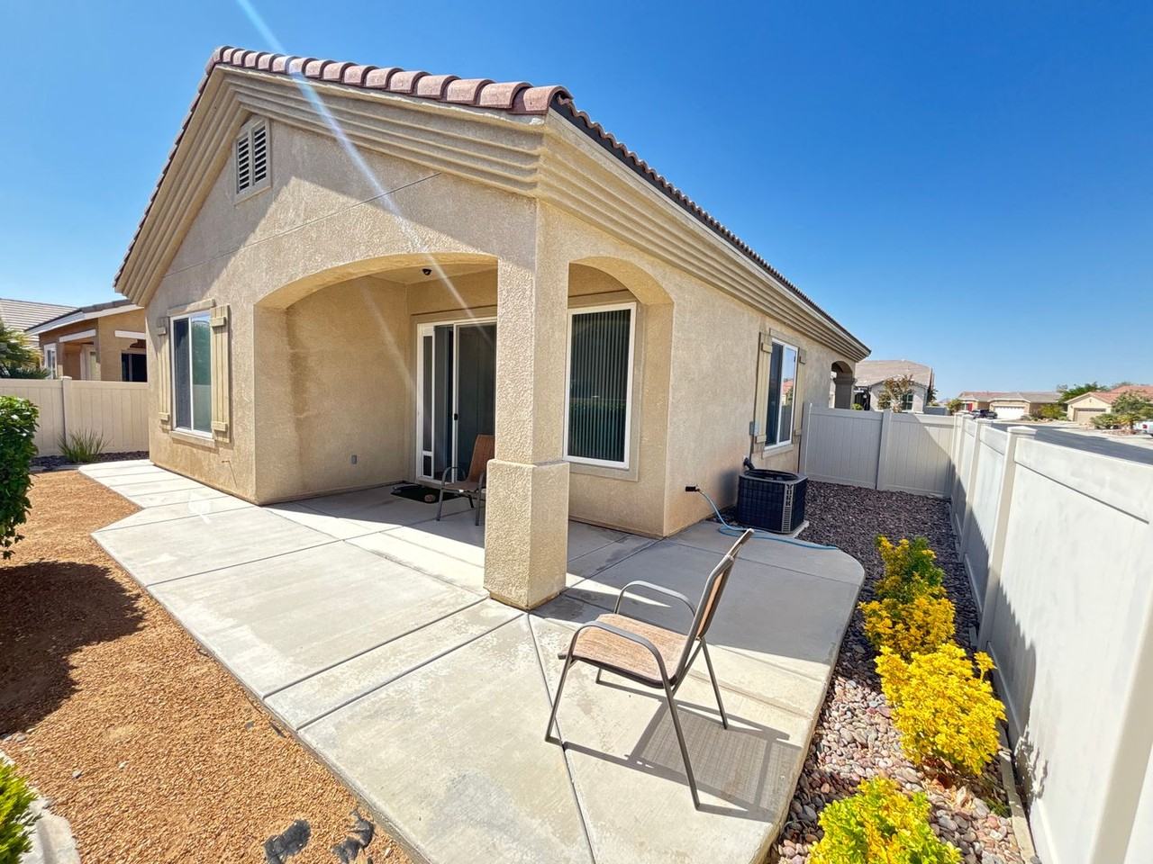 19477 Sunrise Rd - Photo 4 of 30