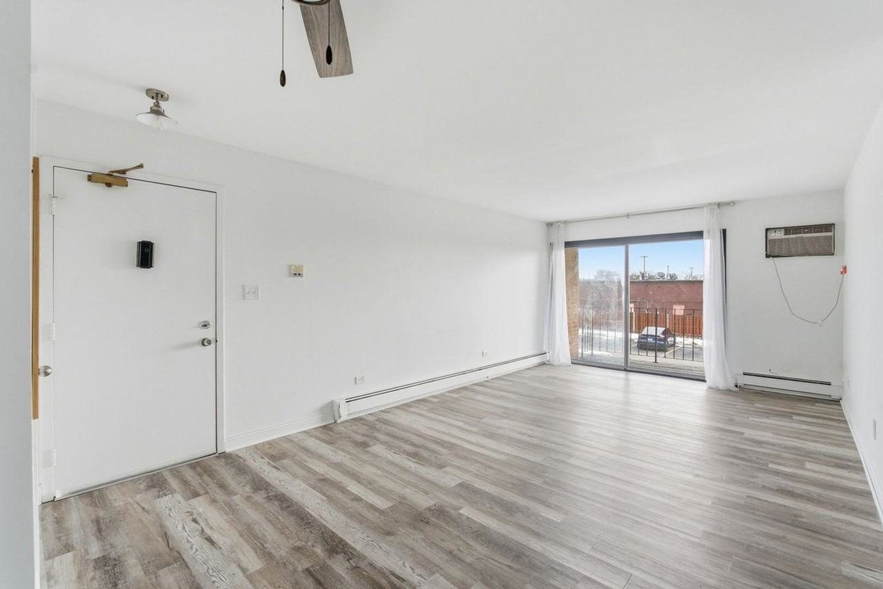 2 E Dundee Quarter Dr - Photo 4 of 20