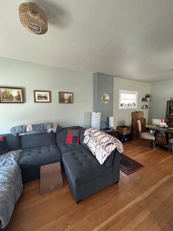 1005 W Park St - Photo 4 of 20