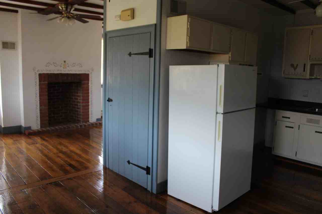 4218 Messersmith Rd - Photo 3 of 7