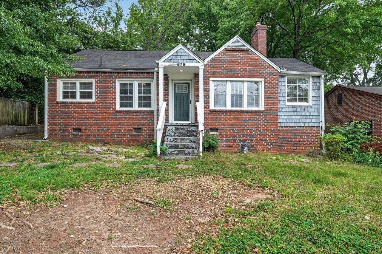 879 Sylvan Pl Sw - Photo 2 of 30