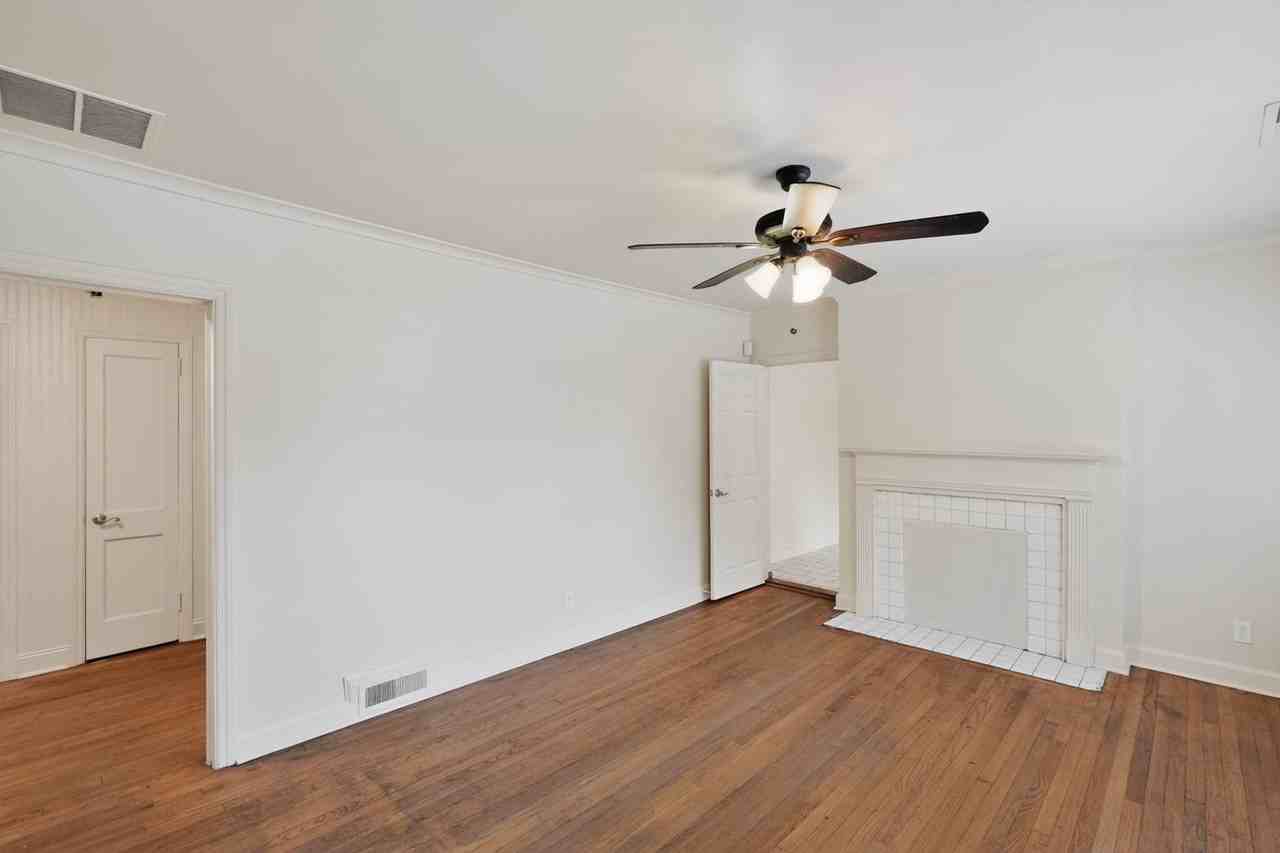879 Sylvan Pl Sw - Photo 2 of 30