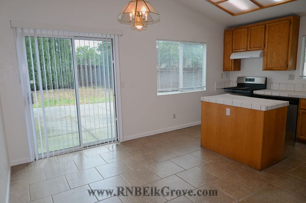 7919 Kindred Ct - Photo 5 of 17