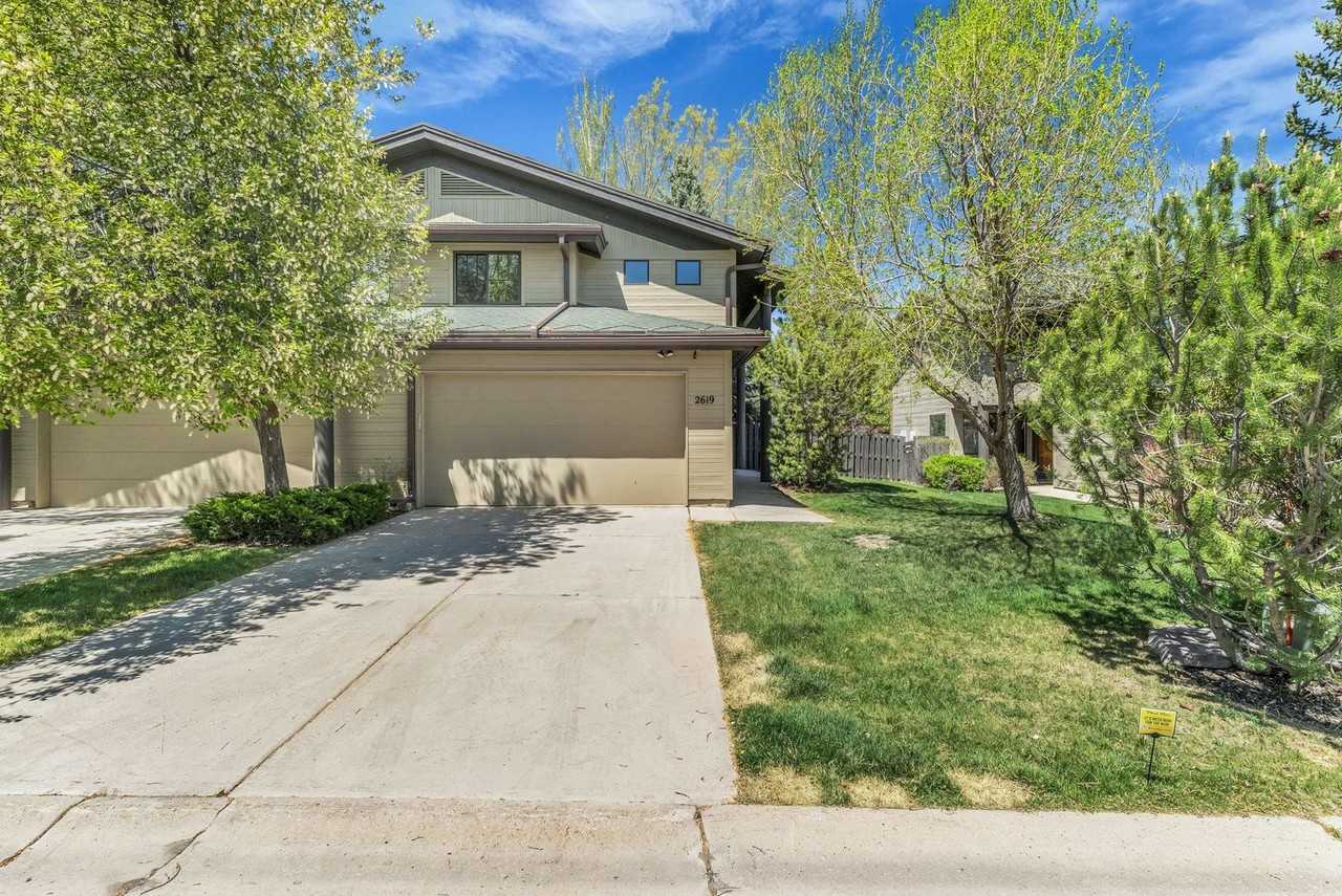 2619 Cottage Loop - Photo 2 of 29