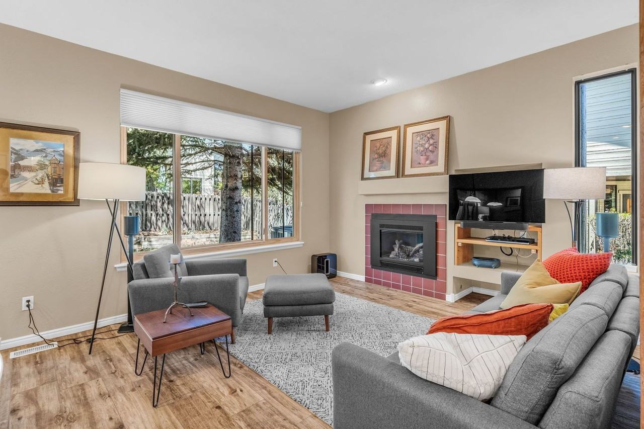 2619 Cottage Loop - Photo 4 of 29