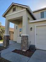 featured image of 1443 Greenbrier Dr