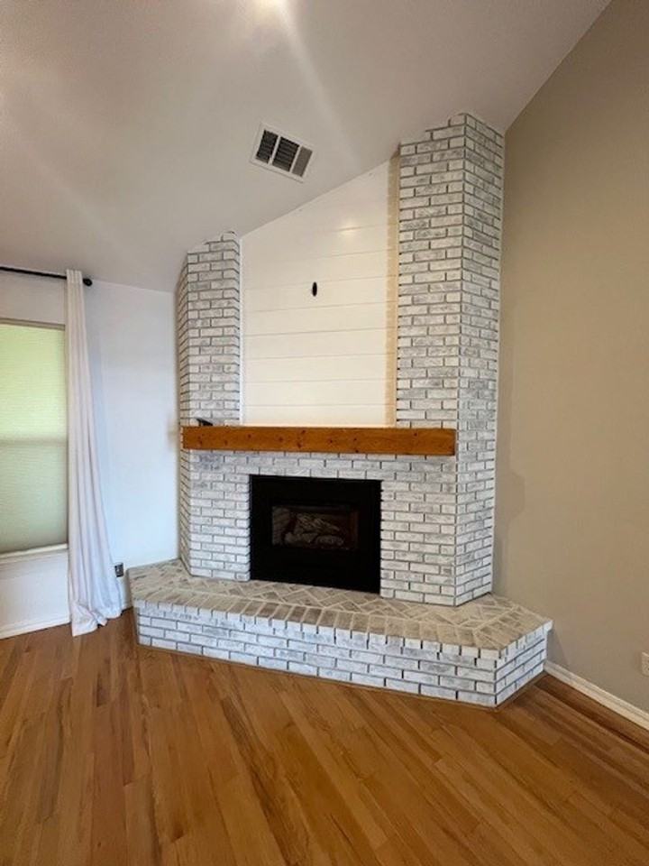5922 W Mary Ct - Photo 5 of 31