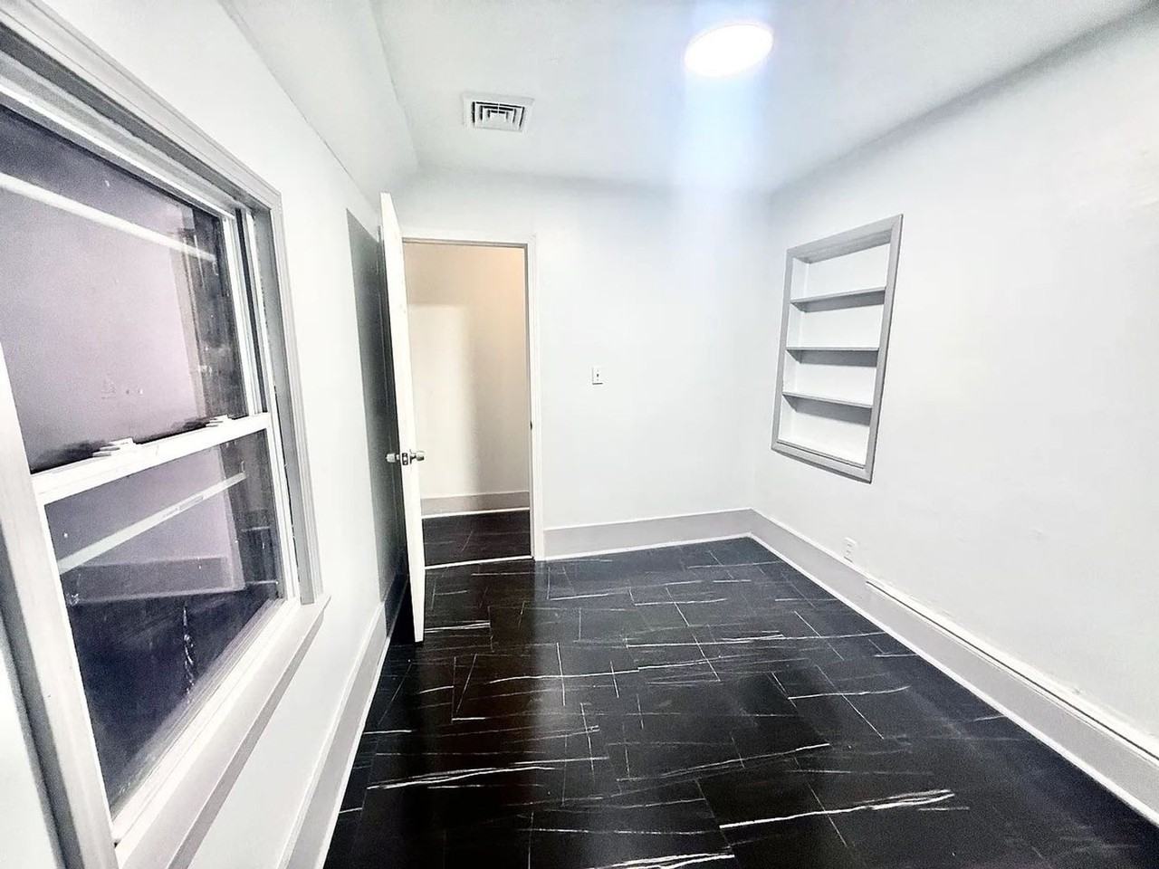 1150 Bailey Ave - Photo 5 of 11
