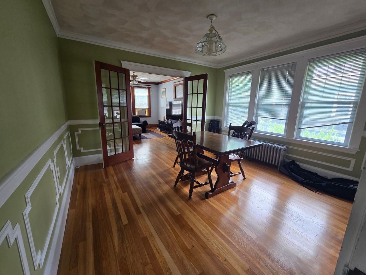 234 Lake St - Photo 4 of 11