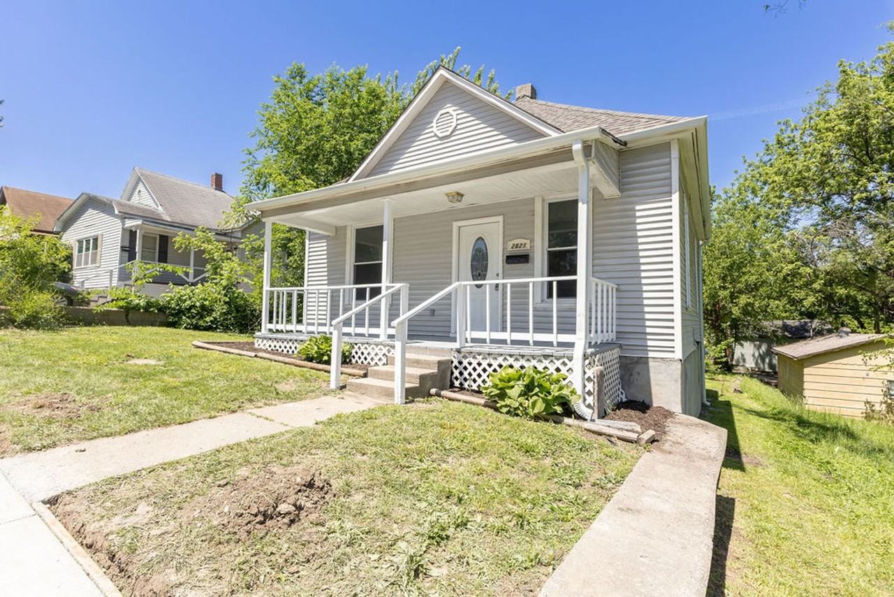 2821 Olive St - Photo 3 of 23