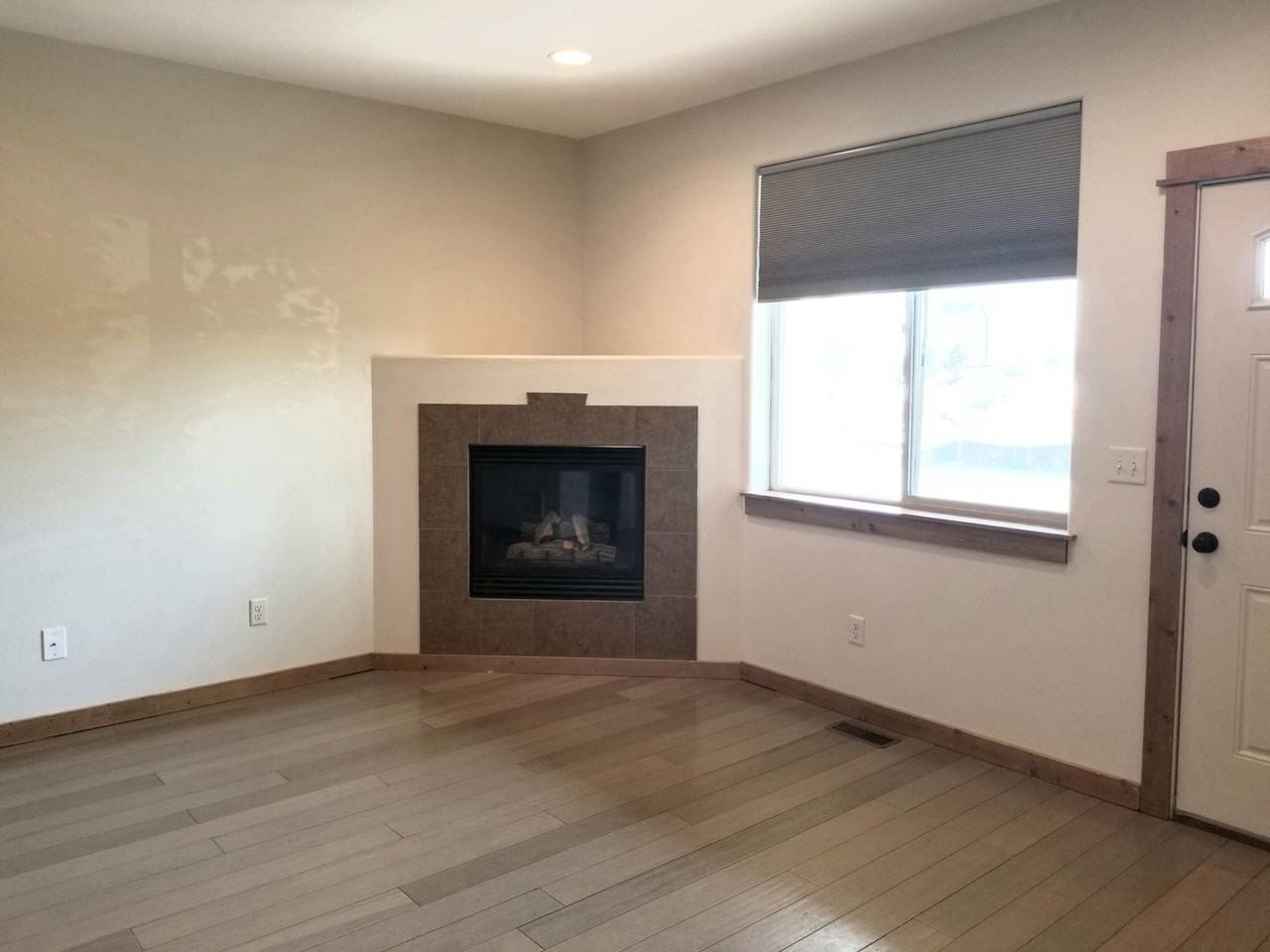 2489 Gallatin Green Blvd - Photo 5 of 24