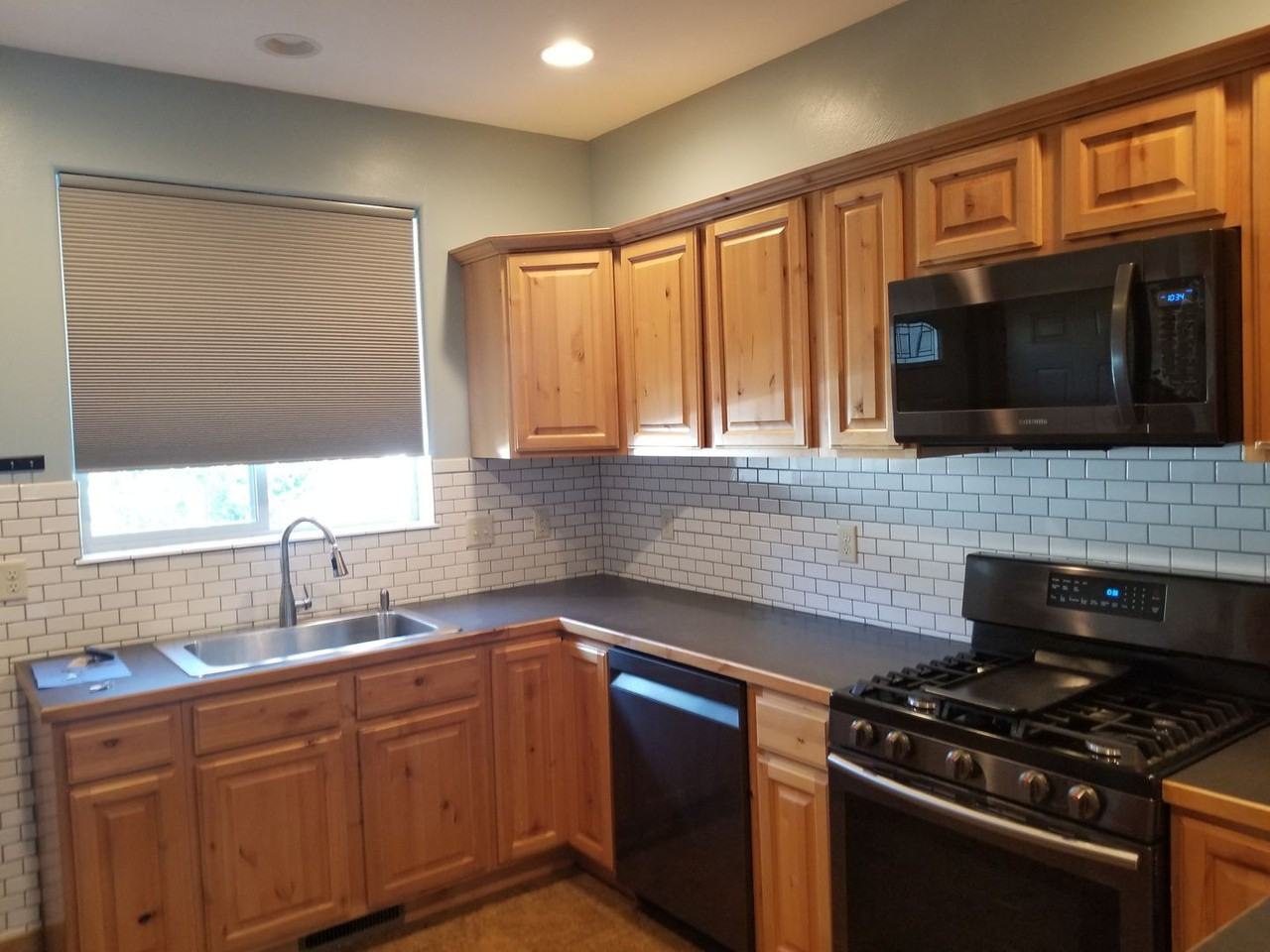 2489 Gallatin Green Blvd - Photo 7 of 24